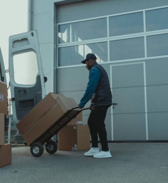 what-is-a-carrier-facility-and-why-is-it-important-for-your-business-simple-global-1024x576